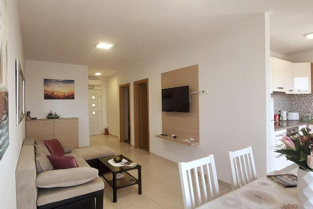 Apartman Infinity, Free Parking ดูบรอฟนิก ภายนอก รูปภาพ