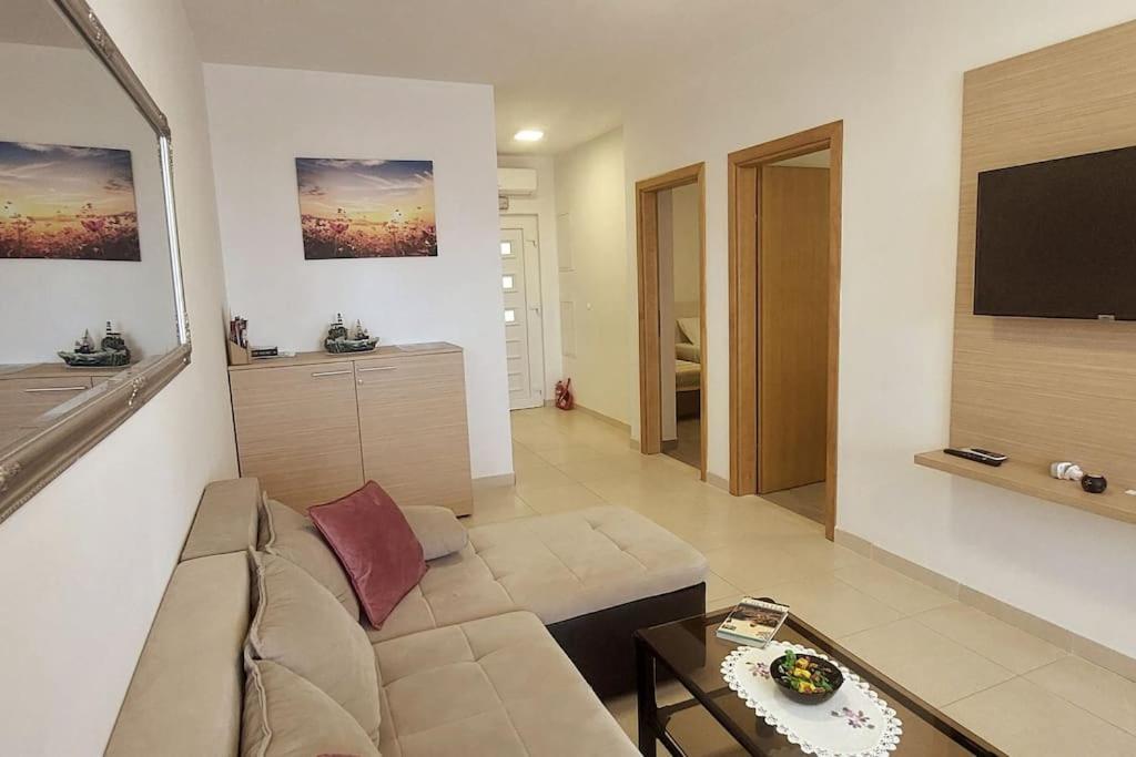 Apartman Infinity, Free Parking ดูบรอฟนิก ภายนอก รูปภาพ