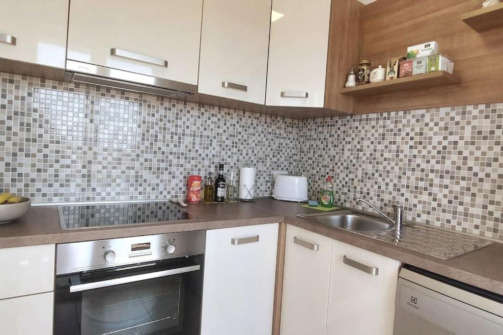 Apartman Infinity, Free Parking ดูบรอฟนิก ภายนอก รูปภาพ